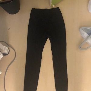 Pop fit highwaisted black leggings with pockets